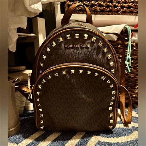 Michael Kors Abbey Jet Set Meadium Studded Leather Backpack 